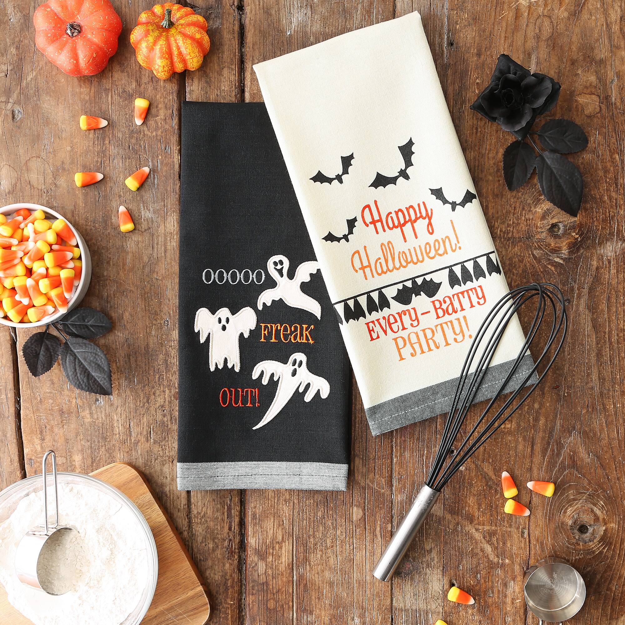 DII® Everybatty Party Printed Dishtowels, 2ct.